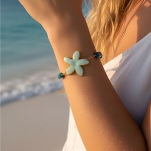 Elegant Gold and White Flower Bracelet